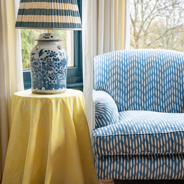 Table & Tablecloth Combo | Yellow