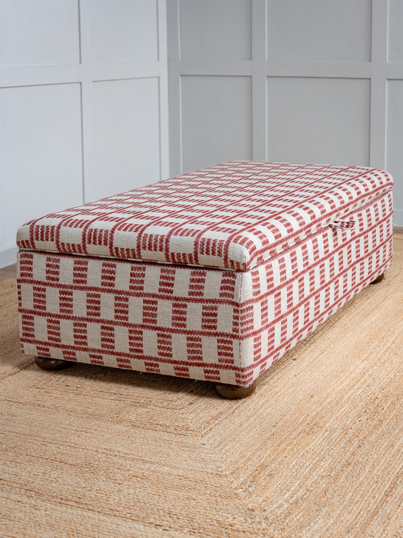 Ottoman de rangement Nora sur mesure dans n'importe quel tissu