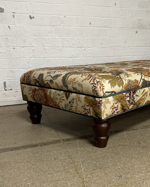 Bryher ottoman in Schumacher Sandoway vine Multi