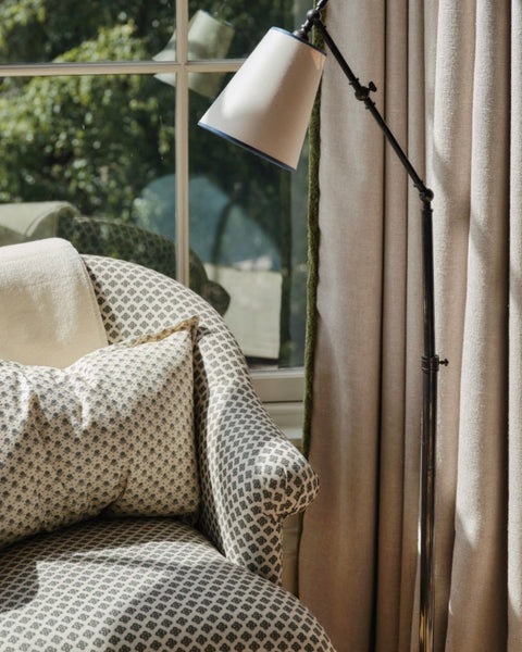 Chaise Nikki Slipper sur mesure dans votre choix de tissu