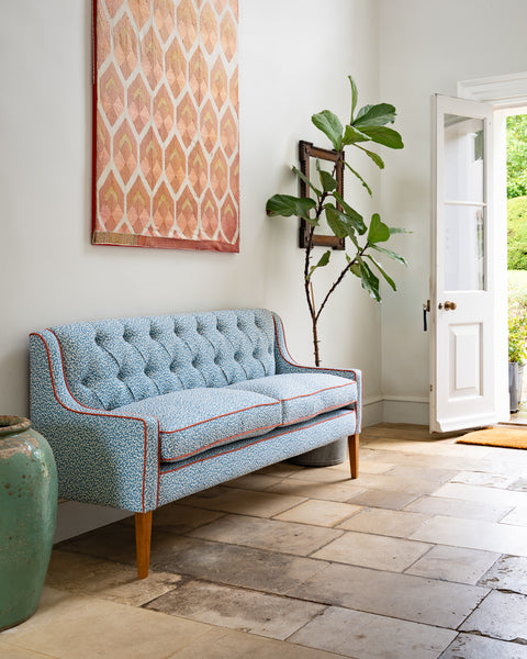 Thea button backrest banquette