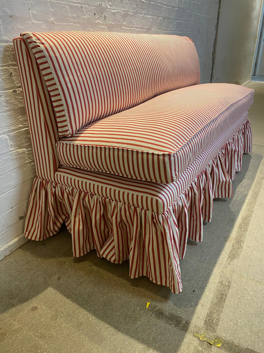 Katherine Slipper Back Skirted Banquette