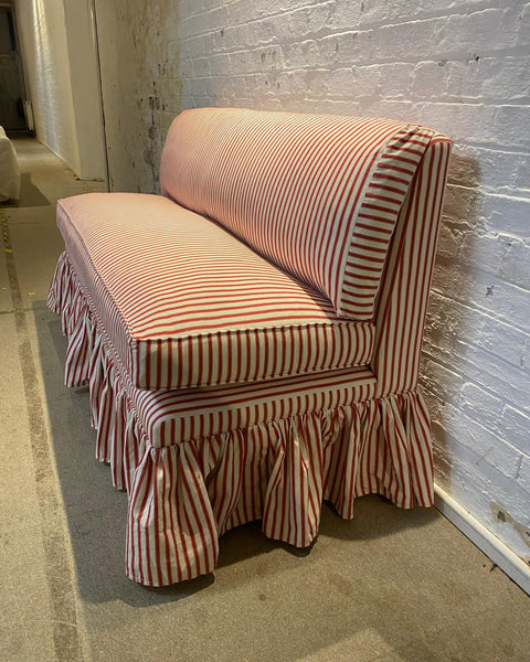 Katherine Slipper Back Skirted Banquette