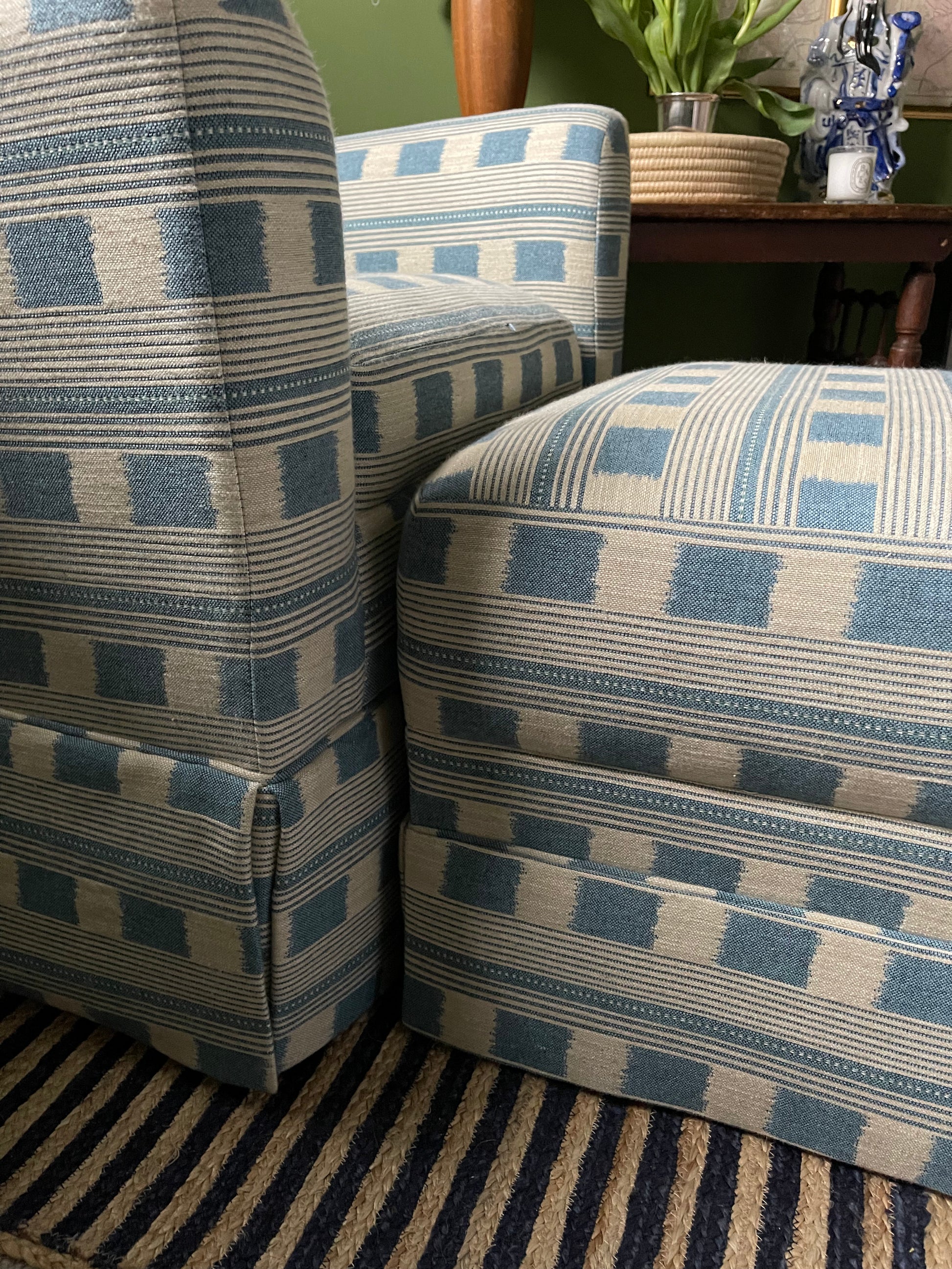 Pattern chair and online ottoman